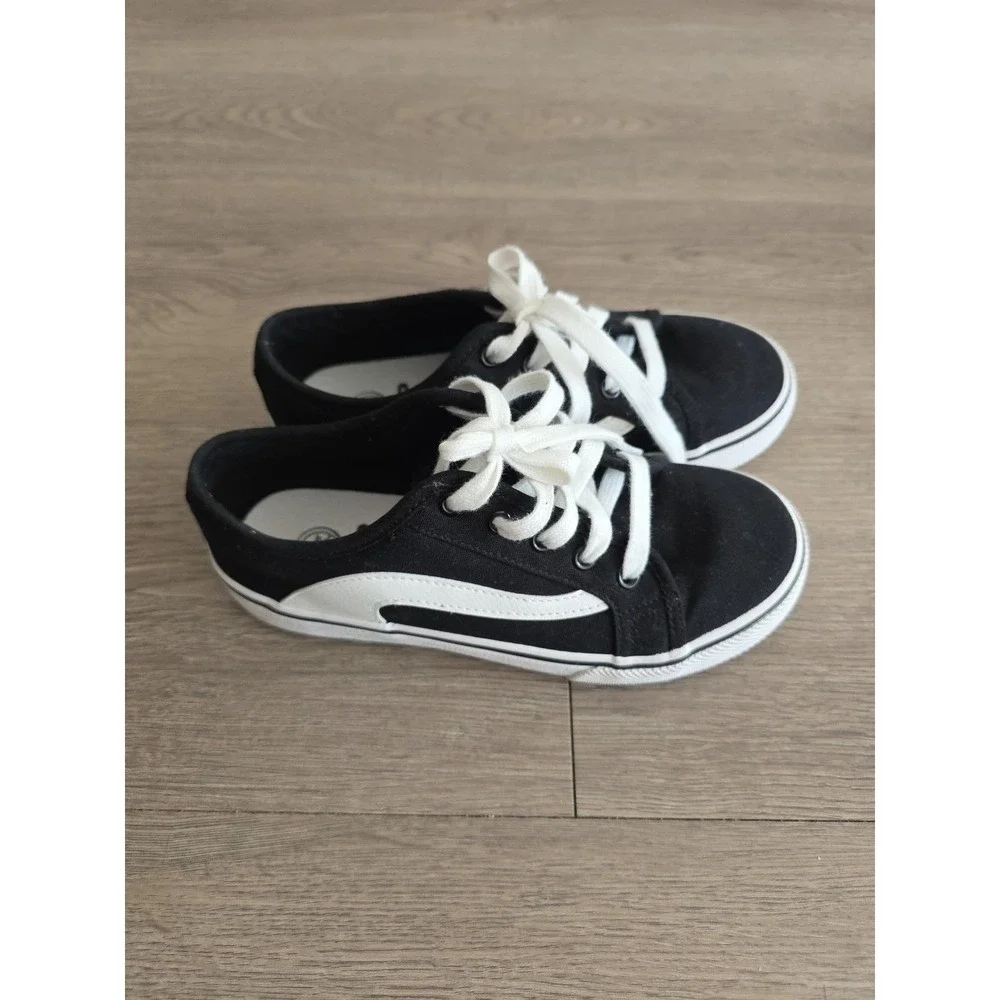 Wonder Nation‎ Canvas Sneakers Youth Size 3 Black White Lace Up Casual Shoes